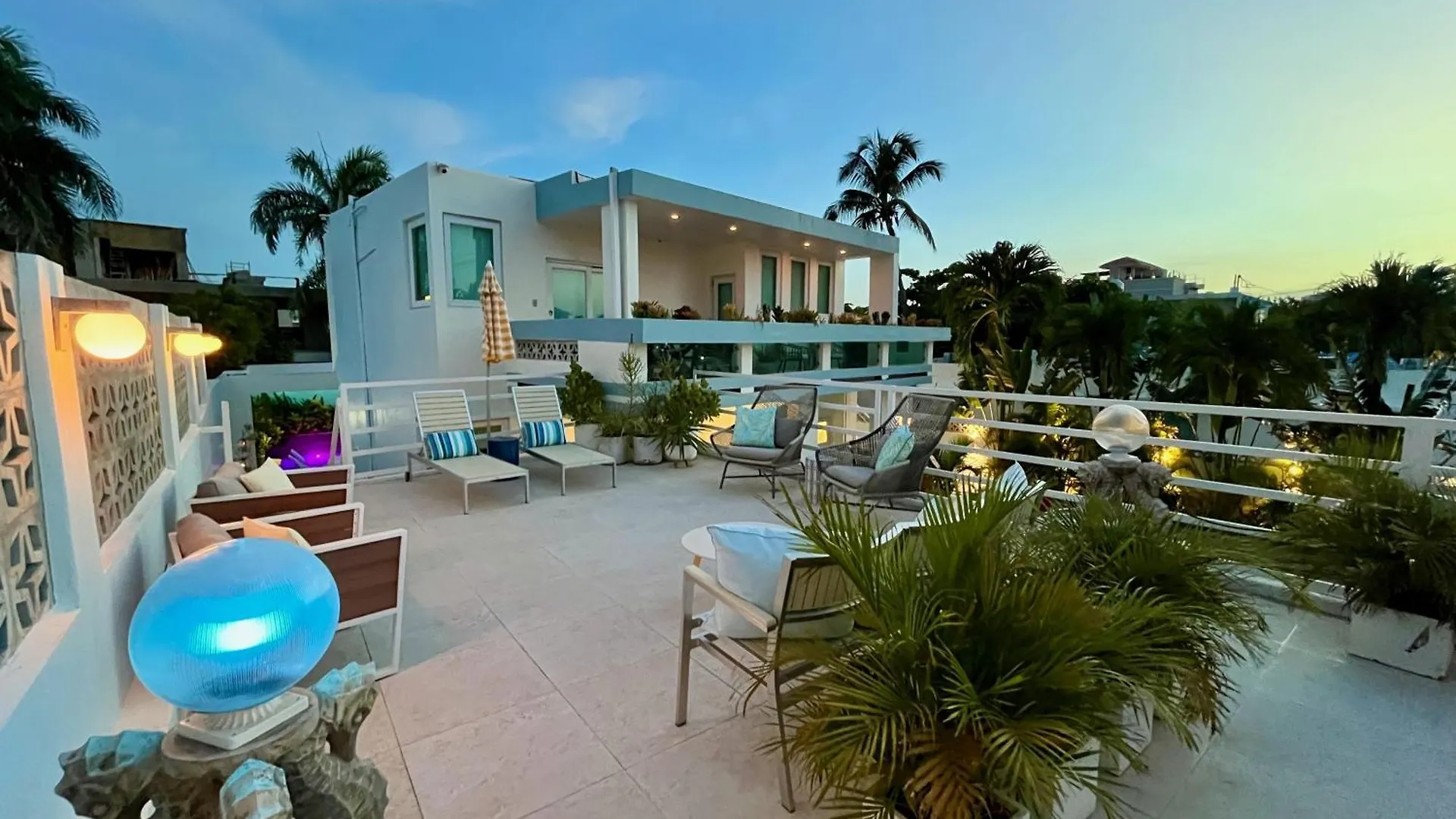 Entire Villa - 7Br Pool Sun Deck Ocean Park location